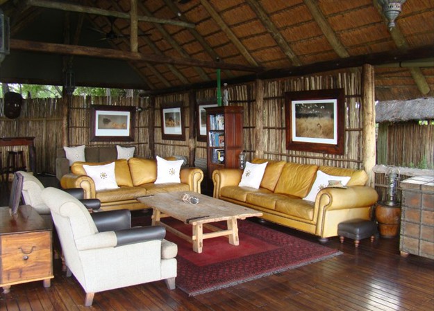 Lounge Duba Plains